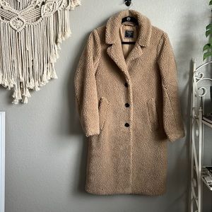 Abercrombie and Fitch Collared Button-up Teddy Trench Coat - M